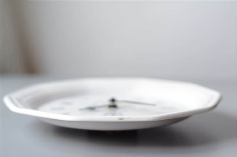 ドイツ製 Junghans 白磁にきれいな花の絵付け 壁時計 壁掛け セラミッククロック ユンハンス ヴィンテージ アンティーク