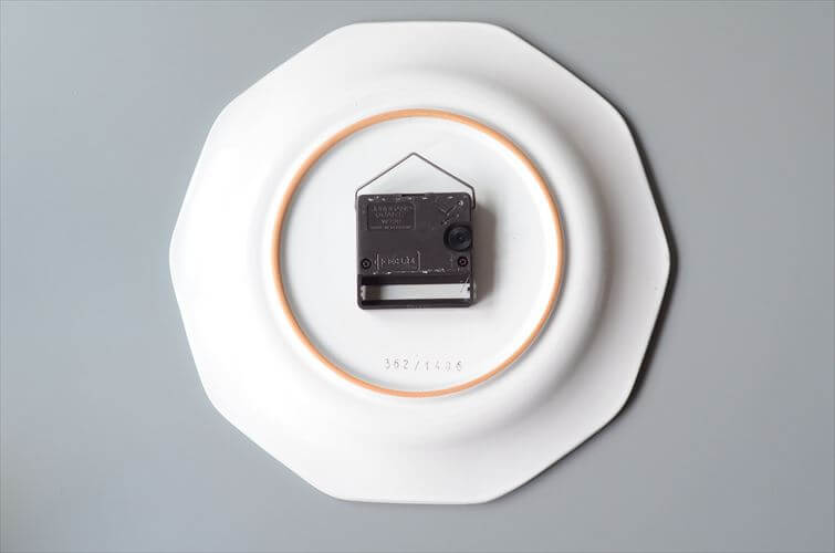 ドイツ製 Junghans 白磁にきれいな花の絵付け 壁時計 壁掛け セラミッククロック ユンハンス ヴィンテージ アンティーク