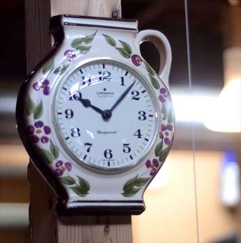 ドイツ製 Junghans かわいい花の絵付けのポット型 陶器 壁時計 ユンハンス 電池式 壁掛け時計 アンティーク