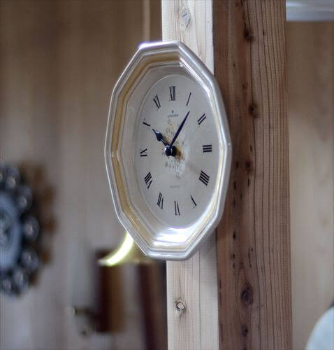 ドイツ製 Junghans かわいい花の絵付けの陶器 壁時計 ユンハンス 電池式 セラミック 壁掛け時計 アンティーク