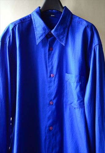 イタリア製 ユーロブルーがきれいな長袖シャツ XL メンズ 青 L/Sシャツ ヨーロッパ古着