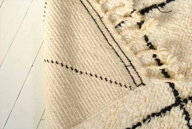 未使用品 モロッコ産 ベニワレン 165 x 105cm Beniouarain ウール シャギーラッグ エリアラグ 絨毯 カーペット