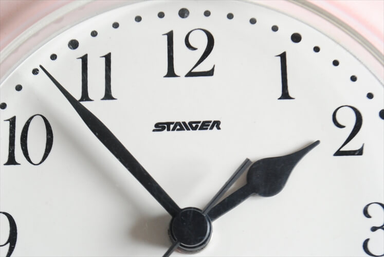 ドイツ製 STEIGER 陶器フレーム 壁時計 電池式 壁掛け時計 セラミック キッチンクロック アンティーク
