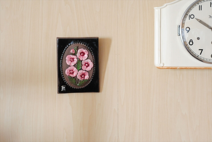 スウェーデン製 JIE GANTOFTA 陶板 ジイガントフタ ピンクの花 北欧 ウォールプレート 壁掛け陶器 オブジェ インテリア アンティーク_221104