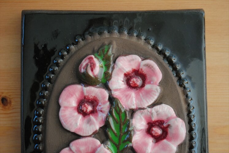 スウェーデン製 JIE GANTOFTA 陶板 ジイガントフタ ピンクの花 北欧 ウォールプレート 壁掛け陶器 オブジェ インテリア アンティーク_221104