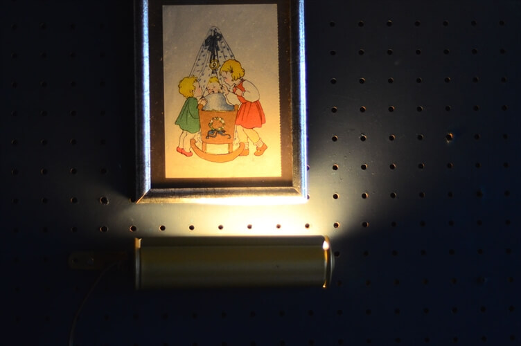 カナダ製 古い真鍮色のピクチャーライト 壁掛け ウォール ランプ 照明 ブラス ヴィンテージ アンティーク
