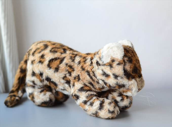 ドイツ製 Steiff かわいい子供のヒョウ シュタイフ ぬいぐるみ Leopard  フィギュア アンティーク ヴィンテージ