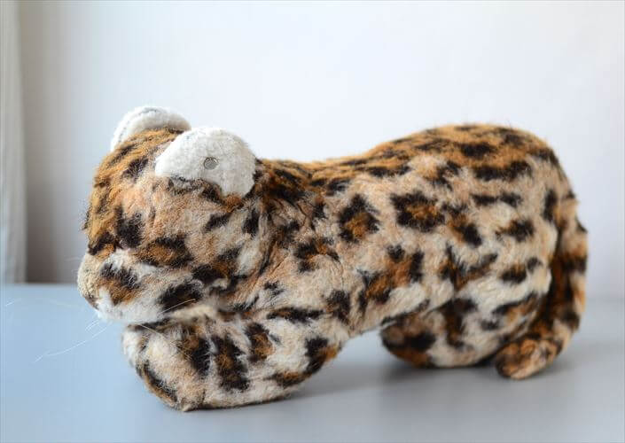 ドイツ製 Steiff かわいい子供のヒョウ シュタイフ ぬいぐるみ Leopard  フィギュア アンティーク ヴィンテージ