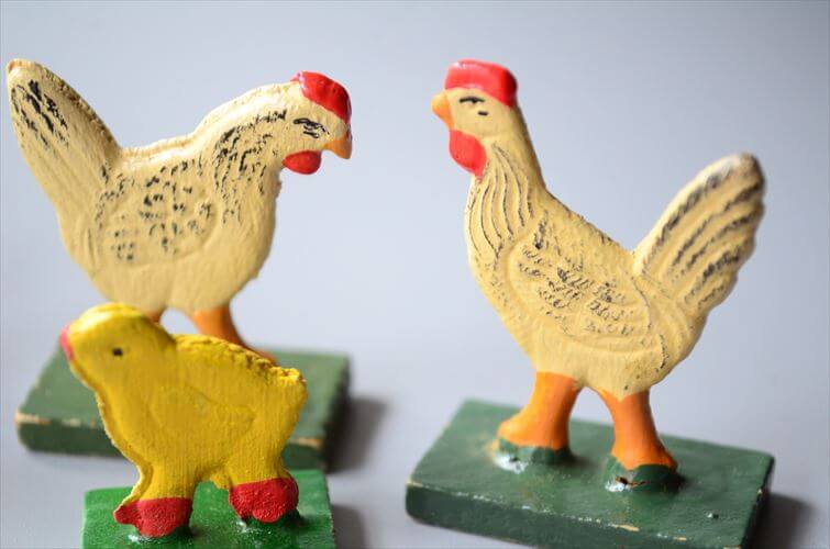 ドイツ エルツ山地製 かわいい木製の動物オブジェ にわとり 置物 アートピース フィギュア ヴィンテージ_250523