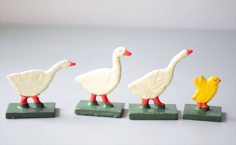 ドイツ エルツ山地製 かわいい木製の動物オブジェ あひる 鳩 置物 アートピース フィギュア ヴィンテージ_250523