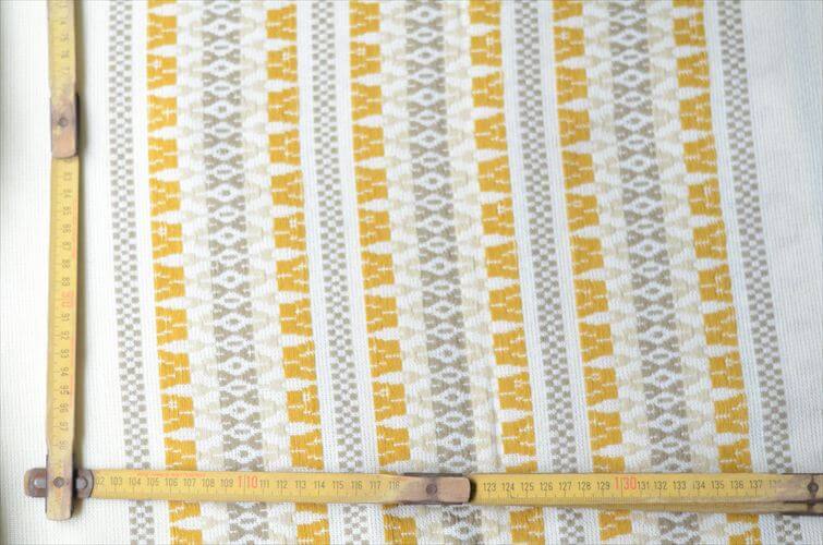 デンマークの古いヴィンテージ 刺繍 クロス 大判272x142cm 北欧 テキスタイル ファブリック テーブルリネン カーテン アンティーク