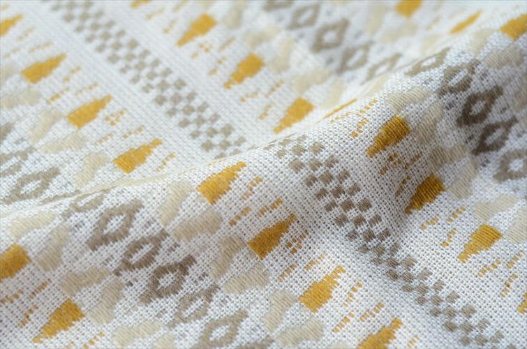 デンマークの古いヴィンテージ 刺繍 クロス 大判272x142cm 北欧 テキスタイル ファブリック テーブルリネン カーテン アンティーク