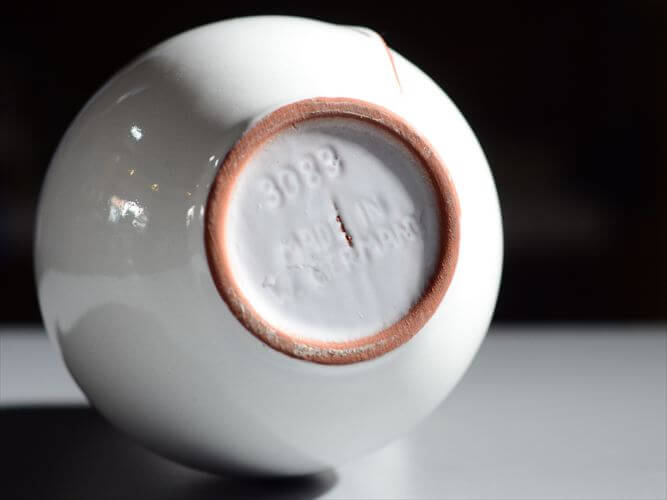 ドイツ製 Marei Keramik かわいいリーフ模様の陶器の花瓶 花器 ミッドセンチュリー フラワーベース ヴィンテージ