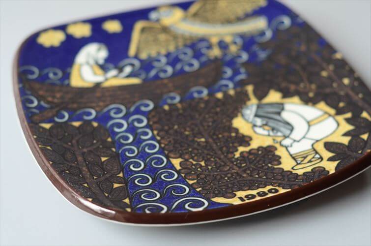 ARABIA アラビア Kalevala 1980年 イヤープレート Raija Uosikkinen カレワラ フィンランド 絵皿 陶板 北欧 ヴィンテージ