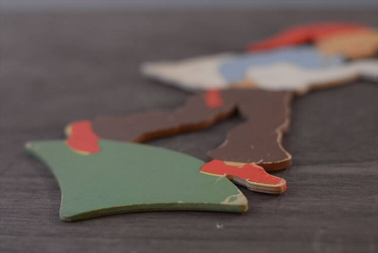 西ドイツ製 Mertens kunst アヒルを抱いた少年 木製 壁掛け ウォールデコ グリム童話 メルテンス ヴィンテージ アンティーク_260415