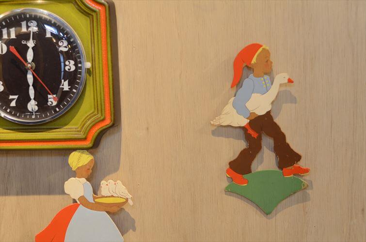 西ドイツ製 Mertens kunst アヒルを抱いた少年 木製 壁掛け ウォールデコ グリム童話 メルテンス ヴィンテージ アンティーク_260415