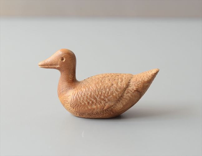 ドイツから 木製 小さな鳥のオブジェ 鴨　ハンドメイド インテリア かるがも ディスプレイ 置物 フィギュア アンティーク ヴィンテージ_260527