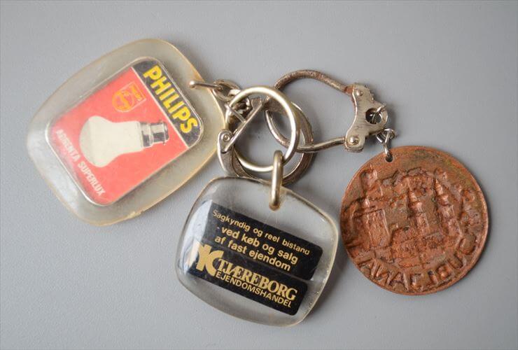 ヨーロッパや北欧から ヴィンテージキーホルダー 3個セット Vintage keychain アンティーク_260528
