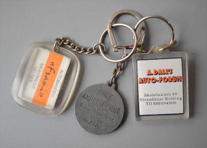 ヨーロッパや北欧から ヴィンテージキーホルダー 3個セット Vintage keychain アンティーク_260528