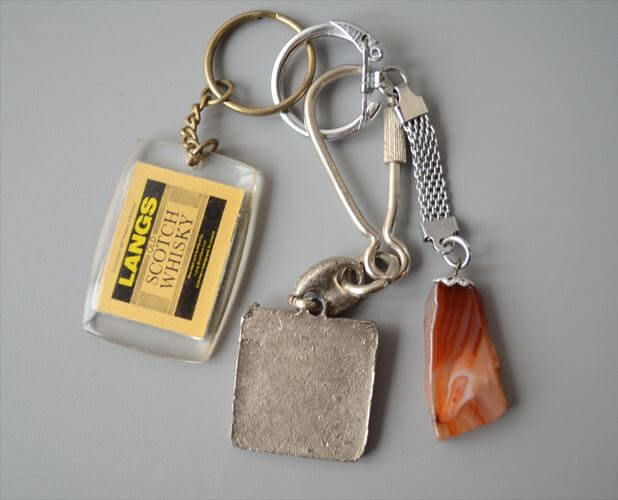 ヨーロッパや北欧から ヴィンテージキーホルダー 3個セット Vintage keychain アンティーク_260528