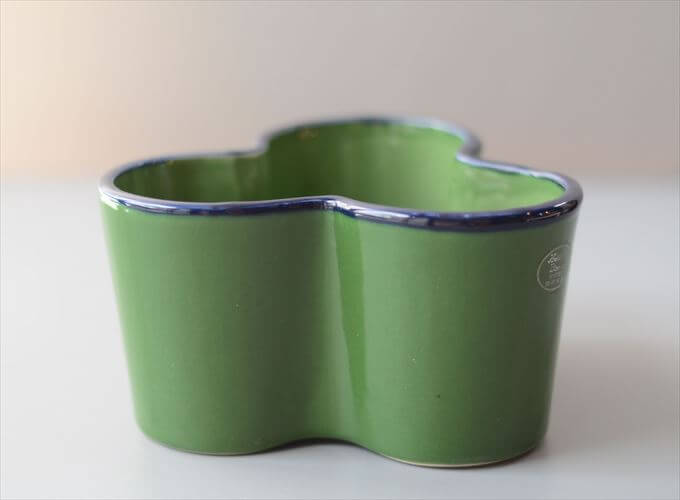 デンマークから Heidi Blomster 陶器の花瓶 花器 フラワーベース フラワーポット Nysted_260529