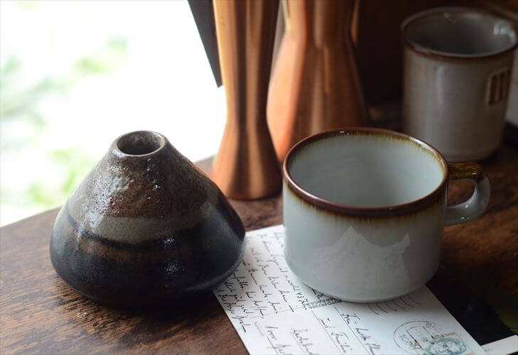 ドイツから ヴィンテージ 陶器の花瓶 Art pottery 花器 一輪挿し ミッドセンチュリー期 フラワーベース アンティーク_260715