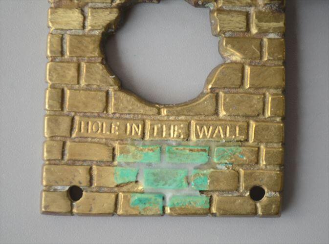 ドイツから 真鍮ドアノッカー 鷲 鳥モチーフ オブジェ Hole-in-the-Wall ヨーロッパ  ヴィンテージ アンティーク_260126