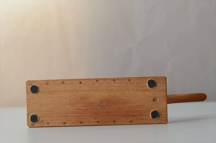 デンマークから チーク製のトーストラック トレー レタースタンド ディスプレイ 無垢材 北欧 什器 ヴィンテージ
