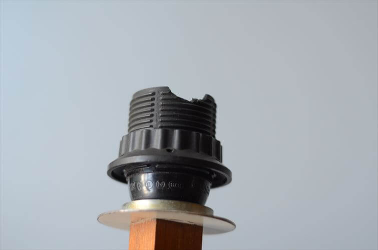 デンマークから 木製のシザーランプ シェード付き 壁付け 壁掛け ウォールライト 北欧照明 ヴィンテージ アンティーク