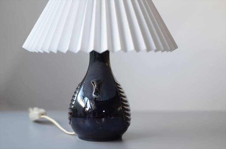 デンマーク製 SOHOLM ユニークなフォルムのデスクランプ シェード付き スーホルム 北欧照明 テーブル ライト アンティーク