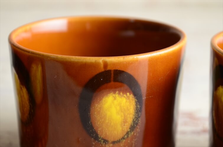 ベルギー製 BOCH ボッホ Delta レアパターン きれいな飴色 カップ&ソーサー磁器 陶器 アンティーク ヴィンテージ 食器_240215