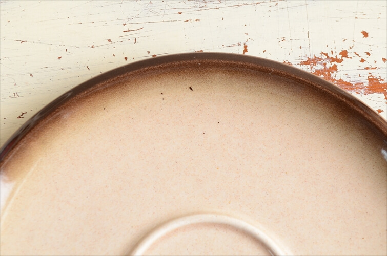 ベルギー製 BOCH ボッホ レアパターン レッド カップ&ソーサー磁器 陶器 アンティーク ヴィンテージ 食器_240215