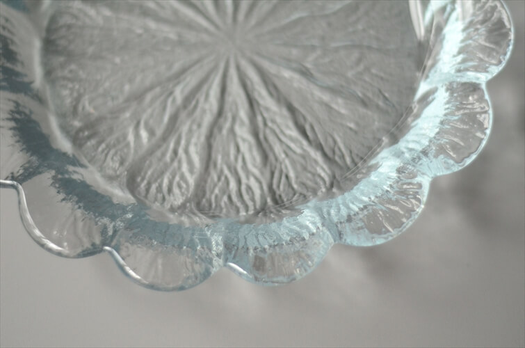 1970年代 デンマーク製 Holmegaard お花のガラスプレート お皿 ホルムガード 北欧 アンティーク ヴィンテージ_240409