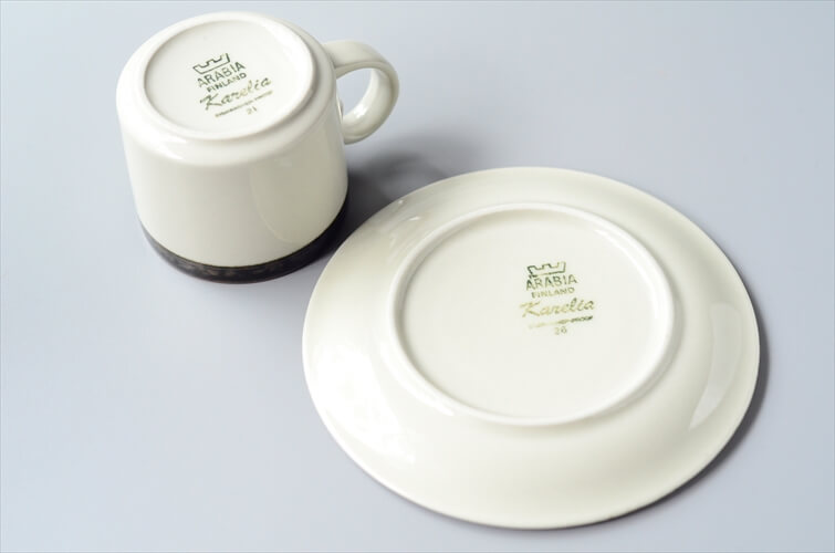 ARABIA アラビア Karelia カップ&ソーサー  カレリア 北欧食器 フィンランド 陶器 北欧 ヴィンテージ アンティーク_240618