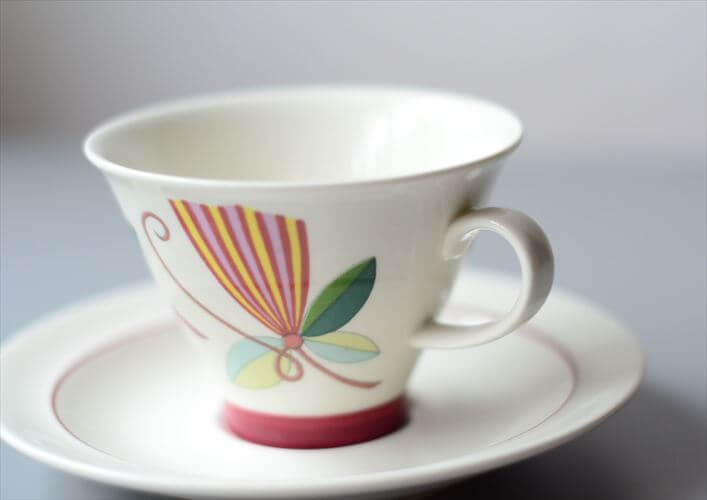 美品 ARABIA アラビア Harlekin Karneval カップ&ソーサー ハレキン カーニバル 北欧食器 フィンランド ヴィンテージ アンティーク_250428