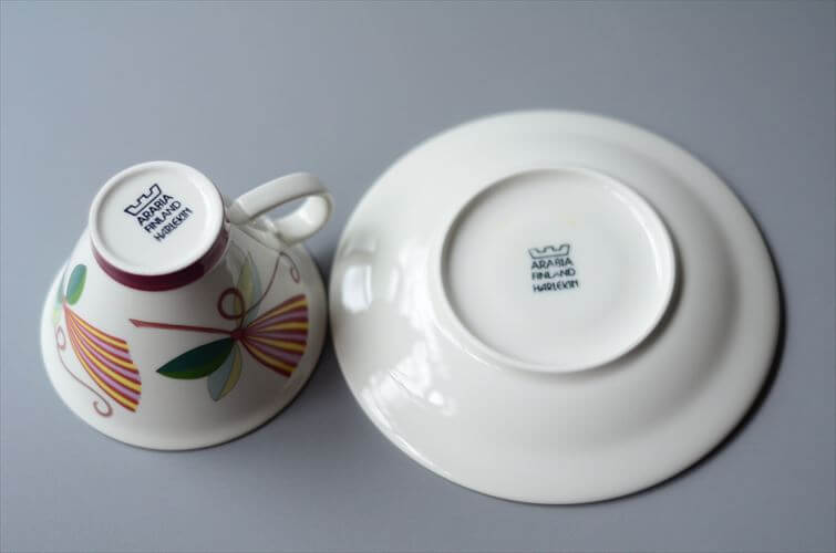 美品 ARABIA アラビア Harlekin Karneval カップ&ソーサー ハレキン カーニバル 北欧食器 フィンランド ヴィンテージ アンティーク_250428