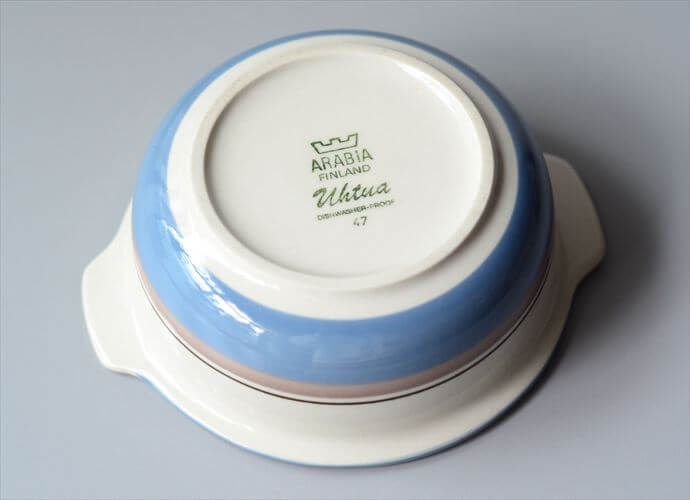 ARABIA アラビア Uhtua グラタン皿 ハンドル付 ボウル ウートゥア 北欧食器 フィンランド 陶器 北欧 ヴィンテージ アンティーク_250502