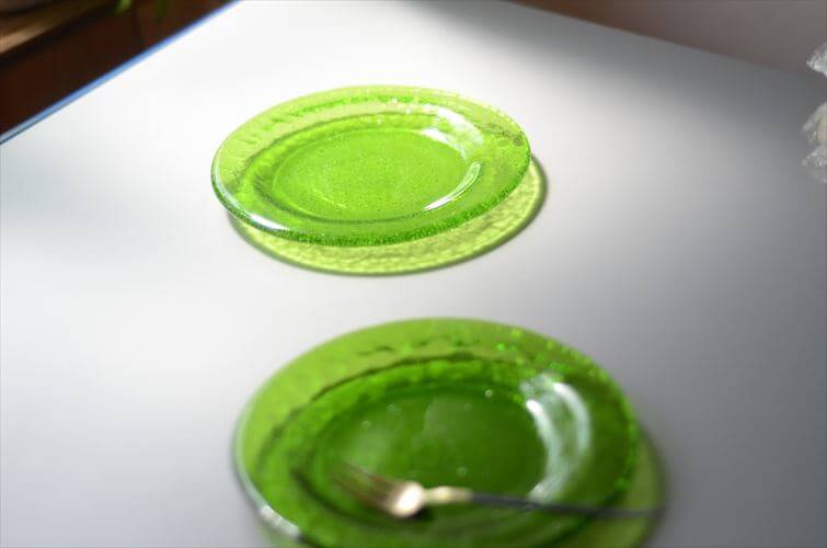 フィンランド製 Humppila Talonpoika グリーンガラスのプレート 16cm フンピラ Lasi 北欧 お皿 食器 ヴィンテージ
