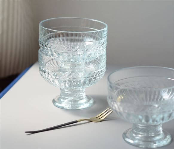 フィンランド製 Riihimaen Lasi Olga 脚付きボウル 10cm 1970年代 リーヒマエンラシ アイス デザート カップ 北欧 ヴィンテージ