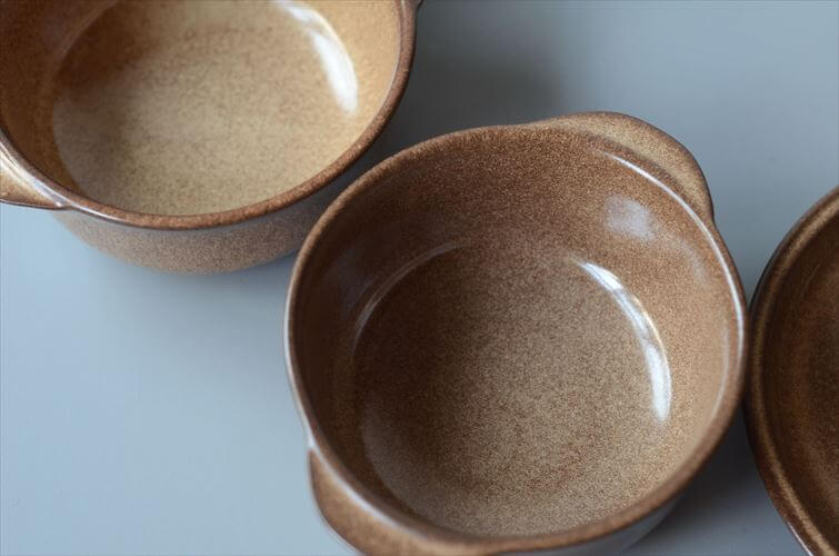 ドイツから 味のあるブラウンのソーサー付 深皿 スープボウル 食器 陶器 ヴィンテージ アンティーク_250805