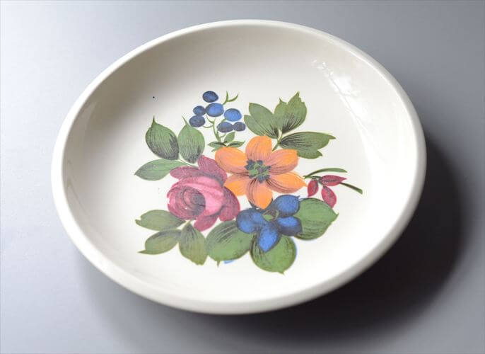 ベルギー製 BOCH きれいな3色のお花のプレート 21.5cm パスタ皿としても ボッホ フラワー 食器 アンティーク ヴィンテージ