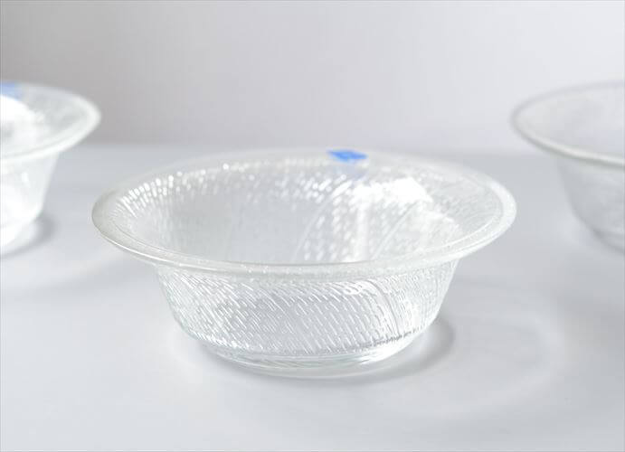 ラベル付! フィンランド製 Nuutajarvi Lastu ガラスボウル φ14cm ヌータヤルヴィ ラッツオ ラスツ 北欧 食器 ヴィンテージ_251020