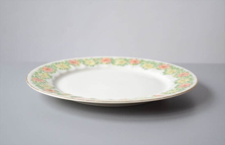 ARABIA アラビア MUISTO 17cm プレート お皿 ムイスト 北欧食器 フィンランド Goran Back 陶器 北欧 ヴィンテージ アンティーク_251114