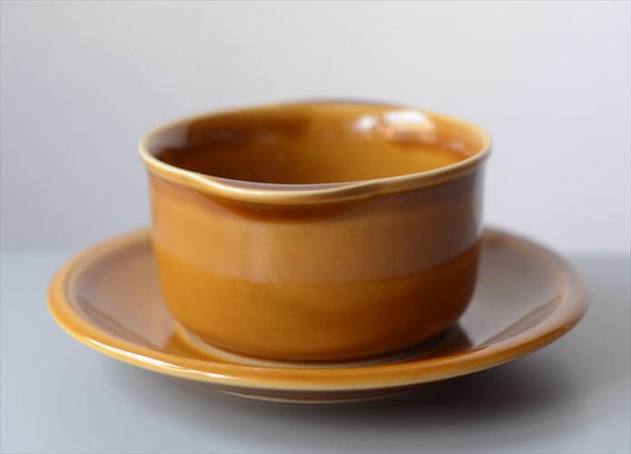 訳あり 東ドイツ製 Colditz Porzellan スープボウル&ソーサー GDR コルディッツ 食器 陶器 ヴィンテージ アンティーク_251120
