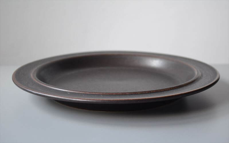 ARABIA アラビア Ruska 25cm プレート お皿 ルスカ 北欧食器 フィンランド 陶器 北欧 ヴィンテージ アンティーク_251205