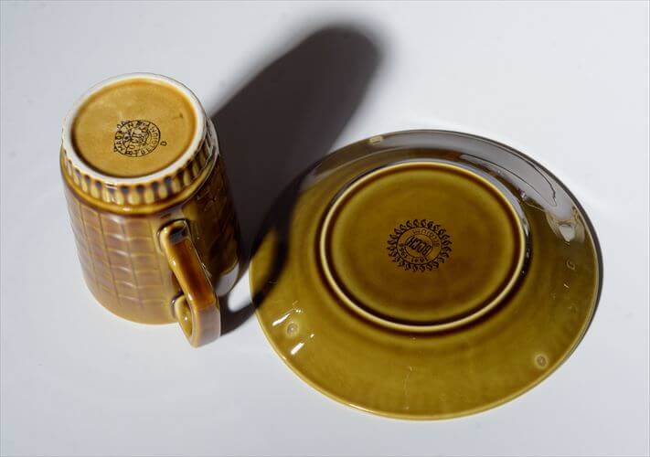 ベルギー製 BOCH Ascot khaki green カップ&ソーサー ヴィンテージ 食器 アンティーク_260107