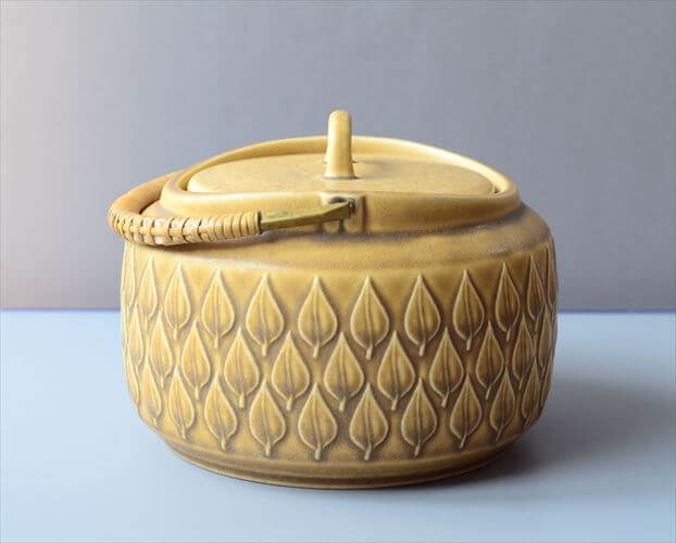 デンマーク製 クイストゴー レリーフ ティーポット relief B&G Bing & Grondahl J.H.Quistgaard 北欧ヴィンテージ アンティーク_260122