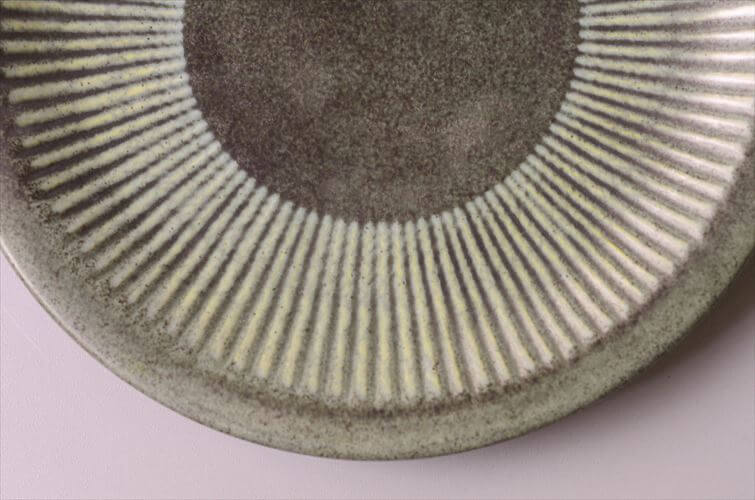 デンマーク製 LOVEMOSE 17cm プレート お皿 ロウエモーズ Grasten 北欧 陶器 アンティーク ヴィンテージ_260304