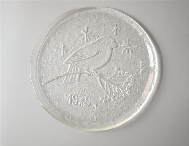 フィンランド製 Humppila 1979年 ガラスプレート 25cm お皿 フンピラ クリスマス アニバーサリープレート 北欧 ヴィンテージ_260309