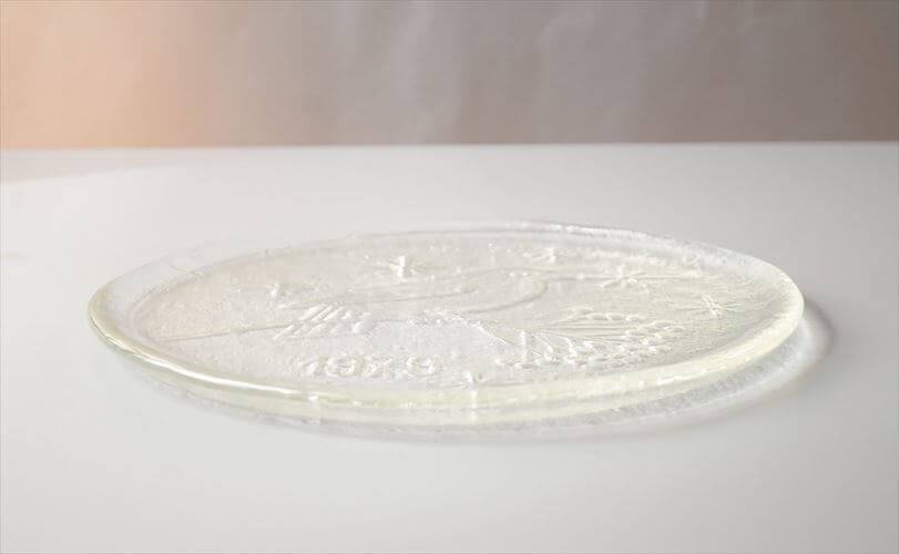 フィンランド製 Humppila 1979年 ガラスプレート 25cm お皿 フンピラ クリスマス アニバーサリープレート 北欧 ヴィンテージ_260309